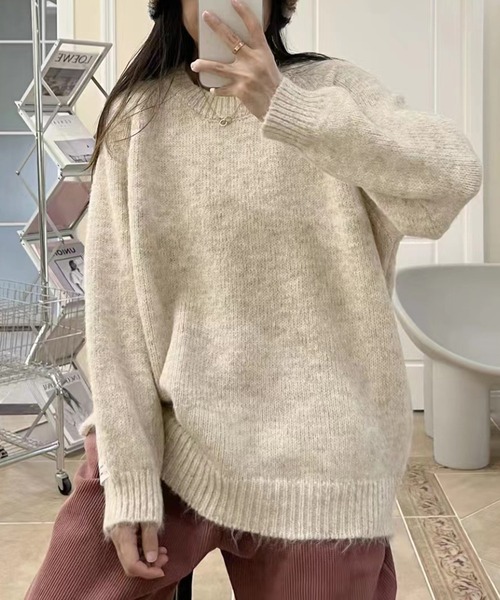 shyam inspiration(シャムインスピレーション)の「カラバリ豊富!もちもちシンプルニットトップス(ニット/セーター・レディース・ベージュ/ホワイト/レッド/グレー/ブラック・F)」の4枚目の写真
