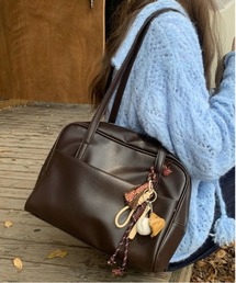 WEGO（ウィゴー）の「[A4サイズ]WEGO/ワンハンドルフェイクレザーミディボストンバッグ（ボストンバッグ）」