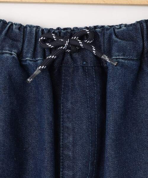 SHOO・LA・RUE（シューラルー）の「【100-150cm】デニムジョグパンツ（デニムパンツ・キッズ・ライトブルー/ネイビー・15 /14/13/12/11/10）」の10枚目の写真