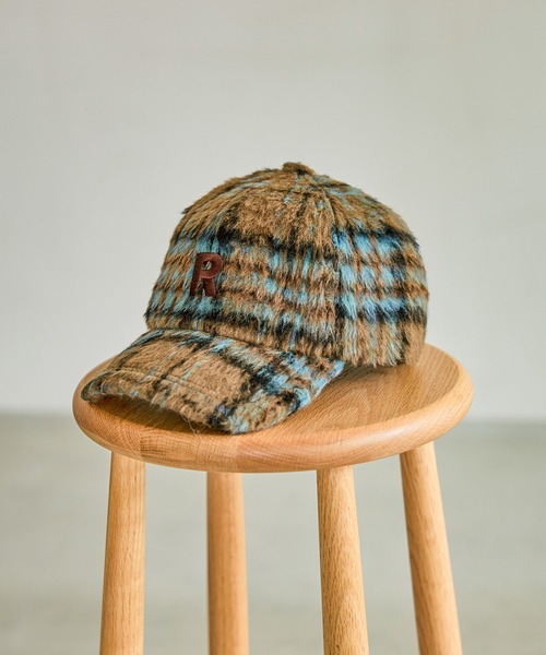 LAKOLE（ラコレ）の「アソートシャギーキャップ / 591267（キャップ・レディース・チャコール/その他1/オフホワイト・FREE）」の3枚目の写真