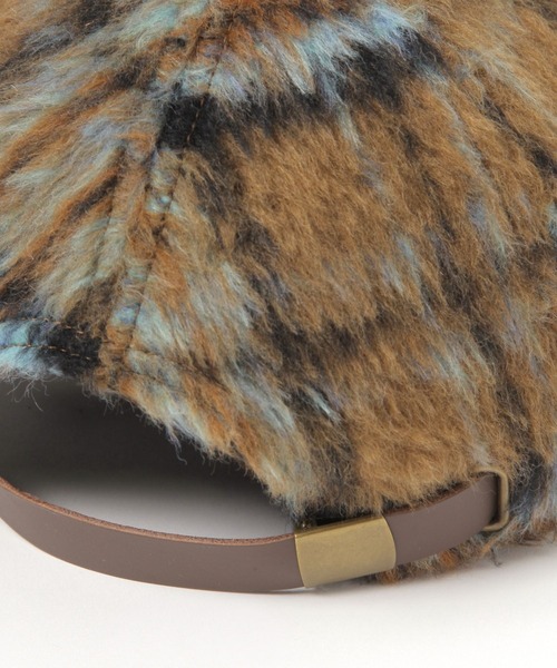 LAKOLE（ラコレ）の「アソートシャギーキャップ / 591267（キャップ・レディース・チャコール/その他1/オフホワイト・FREE）」の14枚目の写真