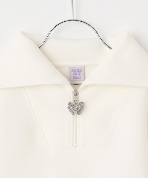 ANNA SUI mini（アナスイ・ミニ）の「【人気商品再入荷】【直営店で取り扱い無し】短丈ジップアップセーラートレーナー（スウェット・キッズ・オフホワイト/ブルー・140cm/130cm/150cm/120cm）」の4枚目の写真