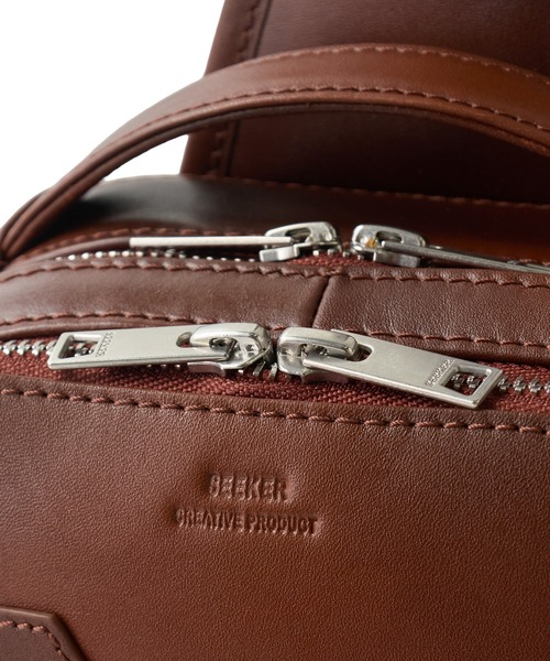 MEN'S BIGI(メンズビギ)の「【SEEKER/シーカー】別注 ワンショルダーバッグ(ショルダーバッグ・メンズ・グレー/キャメル/ブラック・FREE)」の14枚目の写真