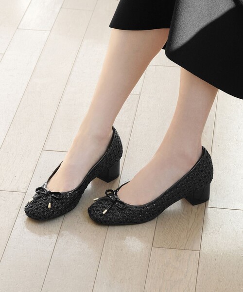 TOCCA(トッカ)の「CROCHET WITH RIBBON PUMPS パンプス(パンプス・レディース・ブラック系/アイボリー系・35/39/38/37/36)」の10枚目の写真