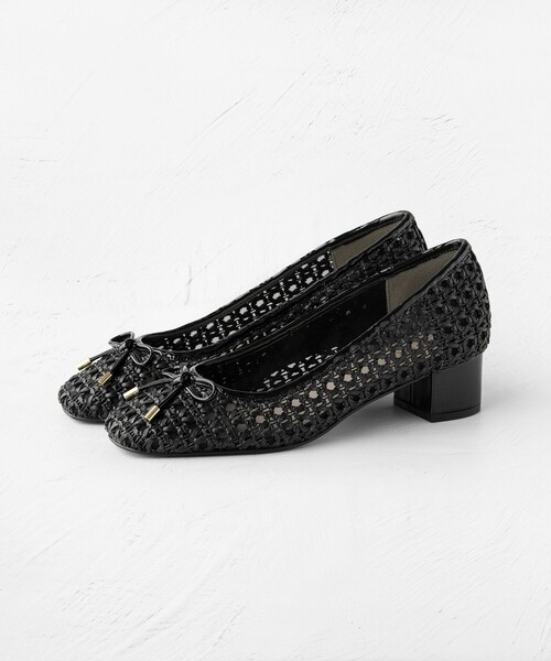TOCCA(トッカ)の「CROCHET WITH RIBBON PUMPS パンプス(パンプス・レディース・ブラック系/アイボリー系・35/39/38/37/36)」の19枚目の写真