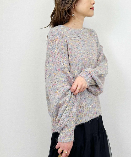 PICCIN（ピッチン）の「ポンポンヤーンボリュームニット（ニット/セーター・レディース・ブルー/ライトグレー・M）」の6枚目の写真