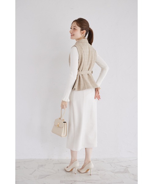 tocco closet(トッコ クローゼット)の「ビジュー付きハイウエストラップタイトスエードスカート(スカート・レディース・ブラウン/ピンク/アイボリー・M)」の6枚目の写真