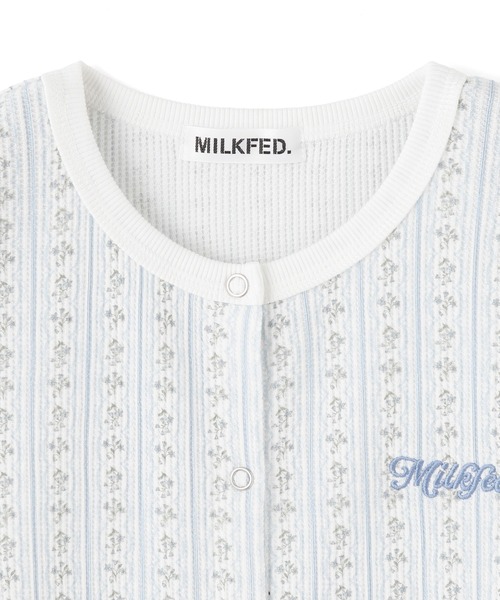 MILKFED.(ミルクフェド)の「STRIPED FLOWER WAFFLE CARDIGAN(カーディガン/ボレロ・レディース・アッシュ/オフホワイト・ONE SIZE)」の11枚目の写真