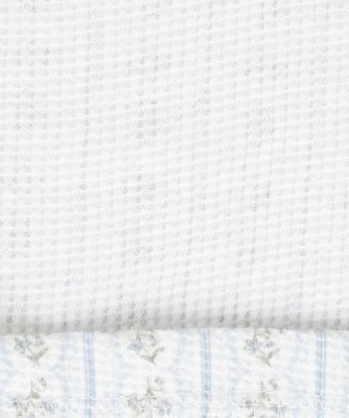 MILKFED.(ミルクフェド)の「STRIPED FLOWER WAFFLE CARDIGAN(カーディガン/ボレロ・レディース・アッシュ/オフホワイト・ONE SIZE)」の15枚目の写真