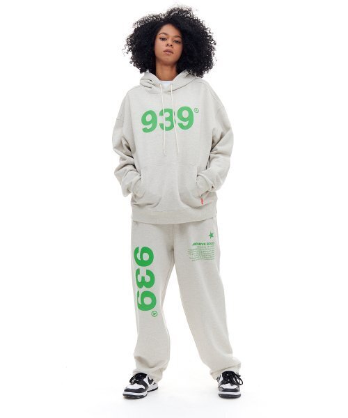 ARCHIVE BOLD（アーカイブボールド）の「939 LOGO HOOD(OATMEAL)（パーカー・レディース・その他・LARGE/MEDIUM/X-LARGE）」の4枚目の写真