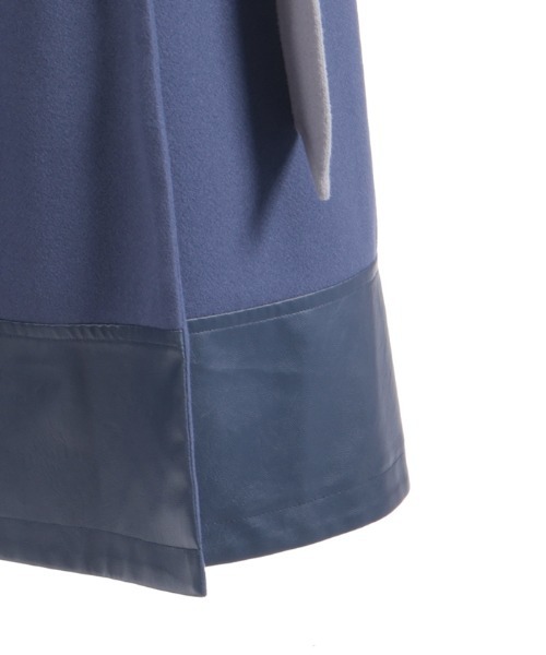 axes femme（アクシーズファム）の「チェーン付異素材切替コート（ダッフルコート・レディース・チャコール/ブルー/ブラック・FREE）」の17枚目の写真