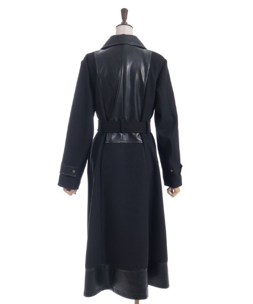 axes femme（アクシーズファム）の「チェーン付異素材切替コート（ダッフルコート・レディース・チャコール/ブルー/ブラック・FREE）」の10枚目の写真