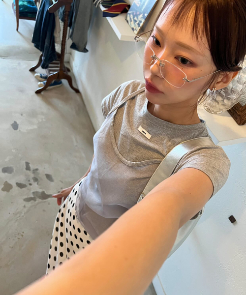 LETERIE(レテリー)の「BUSTIER LAYERED T-SHIRT_GREY(Tシャツ/カットソー・レディース・グレー・FREE)」の3枚目の写真