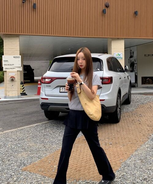 LETERIE(レテリー)の「BUSTIER LAYERED T-SHIRT_GREY(Tシャツ/カットソー・レディース・グレー・FREE)」の5枚目の写真