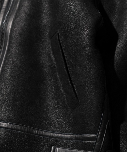 made in standard （メイドインスタンダード）の「MADE IN STANDARD / メイドインスタンダード B-3 FLIGHT JACKET リアルムートンレザーB-3ジャケット（ブルゾン・メンズ・ブラック/ブラウン・LARGE/X-SMALL/MEDIUM）」の16枚目の写真