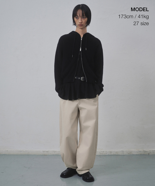 MUSINSA STANDARD WOMAN（ムシンサスタンダードウーマン）の「ウィメンズカーブドチノパンツ[クリーム]（その他パンツ・レディース・その他・30/24/25/26/27/28/29）」の2枚目の写真