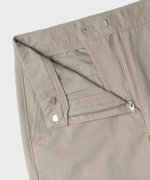 MUSINSA STANDARD WOMAN（ムシンサスタンダードウーマン）の「ウィメンズカーブドチノパンツ[クリーム]（その他パンツ・レディース・その他・30/24/25/26/27/28/29）」の6枚目の写真