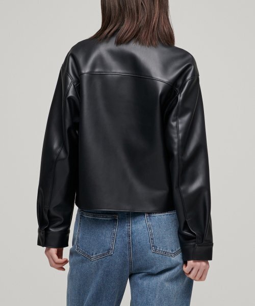 MUSINSA STANDARD WOMAN（ムシンサスタンダードウーマン）の「ウィメンズ シンセティックレザー オーバーサイズ シングルジャケット [ブラック]（ライダースジャケット・レディース・その他・SMALL/MEDIUM）」の4枚目の写真
