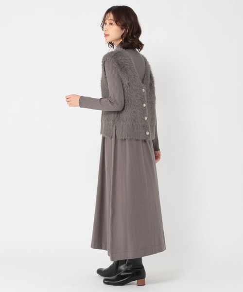studio CLIP（スタディオクリップ）の「シャギーベスト×ニットワンピース（ワンピース・レディース・ブラウン/モカ/アイボリー・FREE）」の3枚目の写真