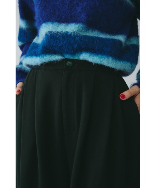 HeRIN.CYE（ヘリンドットサイ）の「Many tuck pants　　メニータックパンツ（その他パンツ・レディース・ダークグリーン/グレー/ブラック・36/38）」の11枚目の写真