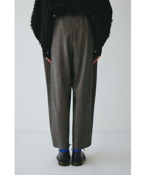 HeRIN.CYE（ヘリンドットサイ）の「Many tuck pants　　メニータックパンツ（その他パンツ・レディース・ダークグリーン/グレー/ブラック・36/38）」の16枚目の写真