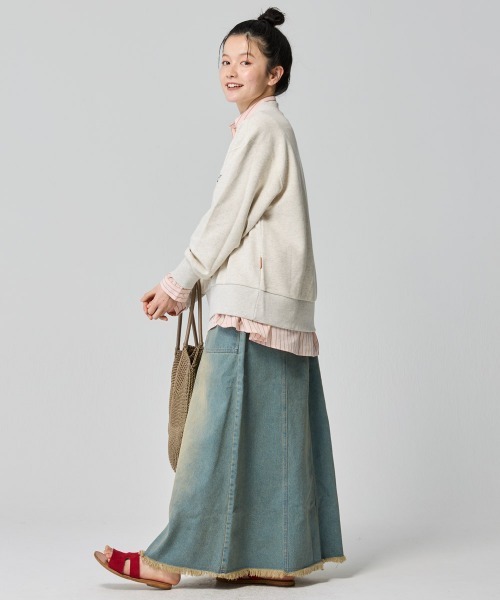 KRIFF MAYER Lady's Collection(クリフメイヤーレディースコレクション)の「のび~る裏毛 ハーフジップ カレッジロゴスウェット / プルオーバー(スーパーストレッチ)(スウェット・レディース・グリーン/オートミール/チャコール/ブルー/カラフル・MEDIUM/LARGE)」の7枚目の写真