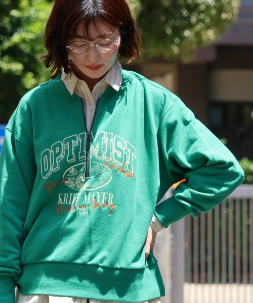 KRIFF MAYER Lady's Collection(クリフメイヤーレディースコレクション)の「のび~る裏毛 ハーフジップ カレッジロゴスウェット / プルオーバー(スーパーストレッチ)(スウェット・レディース・グリーン/オートミール/チャコール/ブルー/カラフル・MEDIUM/LARGE)」の11枚目の写真