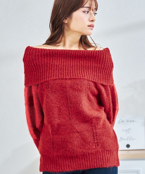 MISCH MASCH(ミッシュマッシュ)の「一部店舗限定 オフショルケーブルニット(ニット/セーター・レディース・アイボリー/グレー/レッド・フリ-)」の9枚目の写真