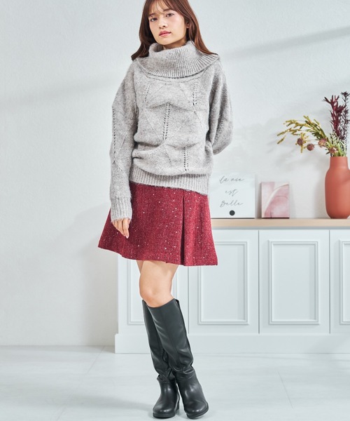 MISCH MASCH(ミッシュマッシュ)の「一部店舗限定 オフショルケーブルニット(ニット/セーター・レディース・アイボリー/グレー/レッド・フリ-)」の15枚目の写真