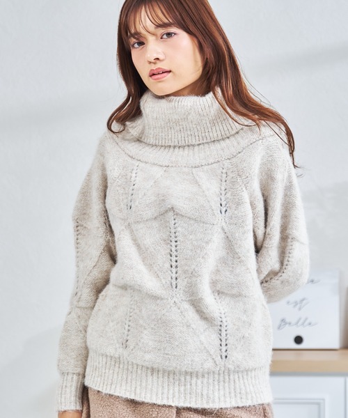 MISCH MASCH(ミッシュマッシュ)の「一部店舗限定 オフショルケーブルニット(ニット/セーター・レディース・アイボリー/グレー/レッド・フリ-)」の18枚目の写真