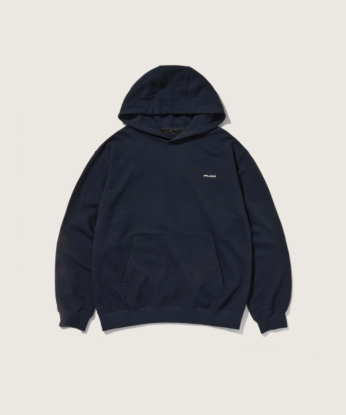 PLAC（プラック）の「フラックロゴグラフィックフードパーカー ネイビー（パーカー・メンズ・その他・LARGE/MEDIUM/SMALL/X-LARGE）」の2枚目の写真
