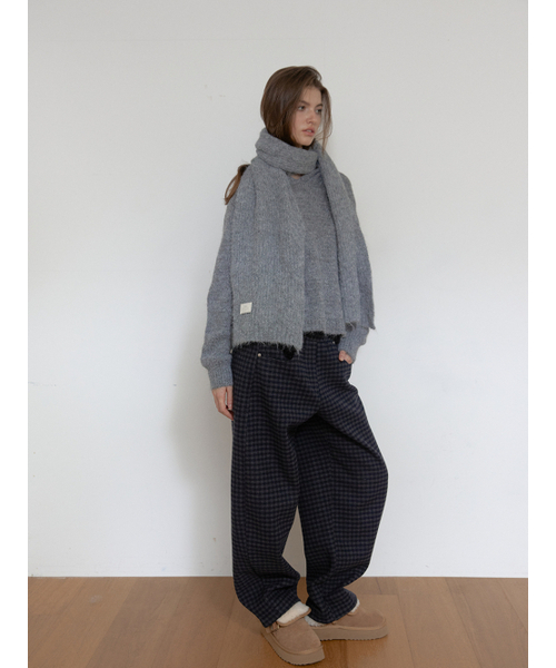 ASURA（アスラ）の「WOOL KNIT MUFFLER (GREY)（ニット/セーター・レディース・その他・OS）」の2枚目の写真