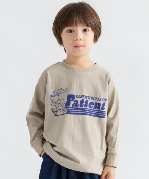 DRC branshes(ディーアールシーブランシェス)の「【DRC】アソートグラフィック長袖Tシャツ(Tシャツ/カットソー・キッズ・ブルー/ダークグリーン/チャコールグレー/その他1/ベージュ/その他3/その他2/オレンジ/アイボリー/オフホワイト/フューシャピンク/ブラック/ブルーグレー/オリーブ・140/130/100/120/110/160/150)」の6枚目の写真