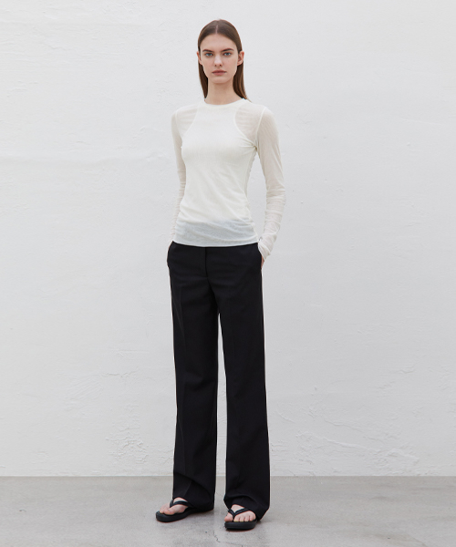 RIDIFI(リディフィ)の「MASH LAYERED LONG SLEEVE_CREAM(Tシャツ/カットソー・レディース・その他・FREE)」の2枚目の写真