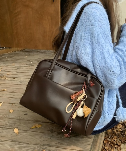 セール】アウトポケットスクエアボストンバッグ/通勤通学/A4サイズ対応