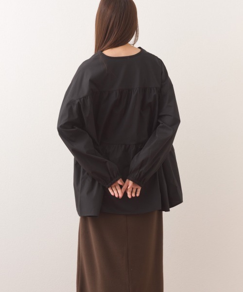 OMNES（オムネス）の「ポプリンティアードチュニック長袖ブラウス（シャツ/ブラウス・レディース・ベージュ/グリーン系その他/ブルー系その他/ホワイト/ライトグリーン/ブラック・FREE）」の14枚目の写真