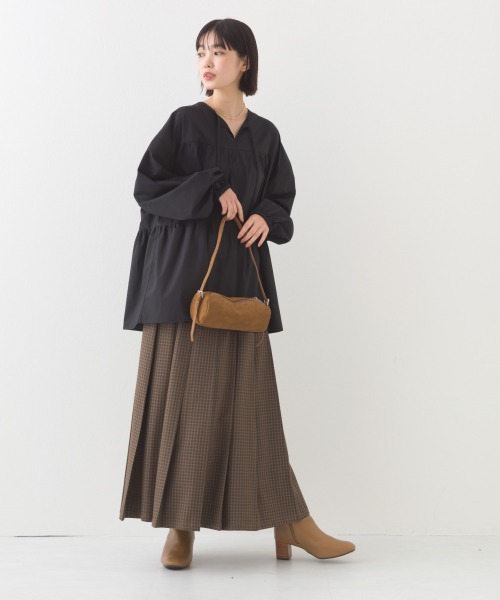 OMNES（オムネス）の「ポプリンティアードチュニック長袖ブラウス（シャツ/ブラウス・レディース・ベージュ/グリーン系その他/ブルー系その他/ホワイト/ライトグリーン/ブラック・FREE）」の16枚目の写真