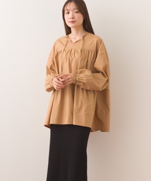 OMNES（オムネス）の「ポプリンティアードチュニック長袖ブラウス（シャツ/ブラウス・レディース・ベージュ/グリーン系その他/ブルー系その他/ホワイト/ライトグリーン/ブラック・FREE）」の17枚目の写真