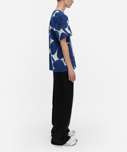 marimekko(マリメッコ)の「【kioski】Vihne Unikko / t-shirt(Tシャツ/カットソー・レディース・ブルー・X-LARGE/LARGE/MEDIUM/SMALL/X-SMALL)」の6枚目の写真