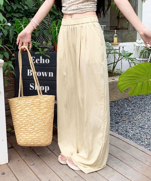 GLAMOROUS JANE(グラマラスジェーン)の「シワ加工ウエストゴムワイドパンツ(その他パンツ・レディース・ブルー/アイボリー/ブラック/ピンク・L/M)」の8枚目の写真