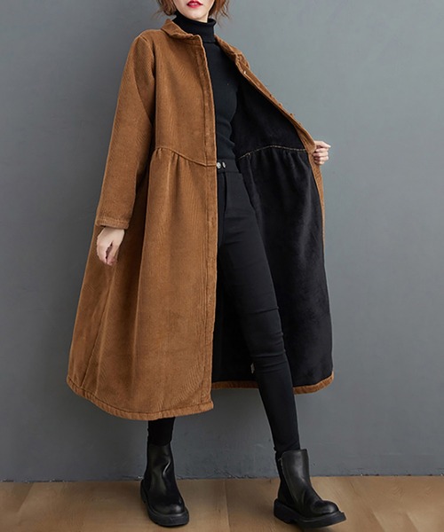 Doux Belle(ドゥーベル)の「裏起毛コーデュロイシャツワンピース(シャツワンピース・レディース・ブラウン/グリーン/ブラック/ダークブラウン・X-LARGE/MEDIUM/LARGE)」の9枚目の写真
