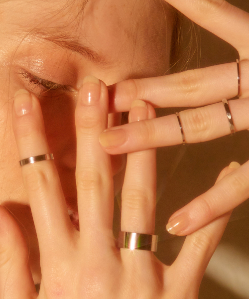 ONE ENOUGH（ワン イナフ）の「Surgical Steel Enough Set Rings For Women（リング・レディース・その他・FREE）」の2枚目の写真