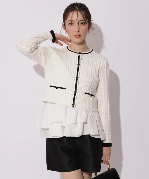 Apuweiser-riche(アプワイザーリッシェ)の「配色ケーブルティアードアンサンブル(ニット/セーター・レディース・オフホワイト/ピンクベージュ/レッド/ネイビー・2)」の3枚目の写真