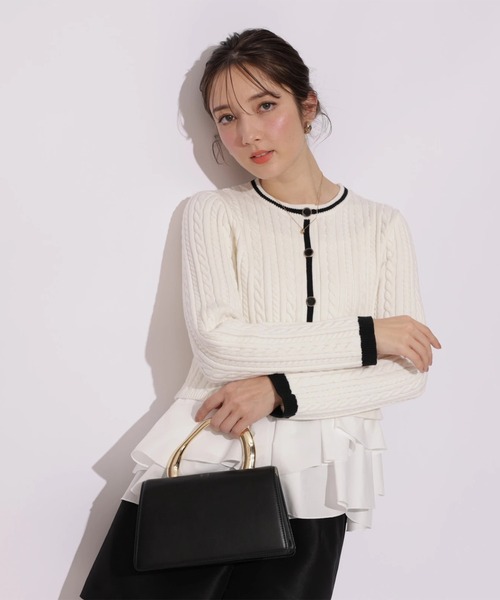 Apuweiser-riche(アプワイザーリッシェ)の「配色ケーブルティアードアンサンブル(ニット/セーター・レディース・オフホワイト/ピンクベージュ/レッド/ネイビー・2)」の12枚目の写真