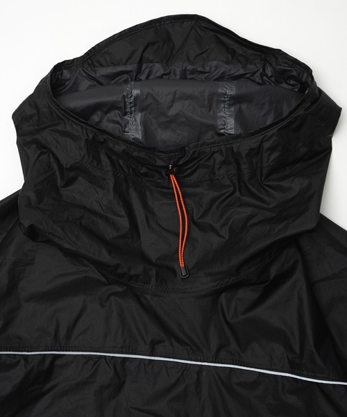 KiU（キウ）の「超軽量 ライトウェイトコンパクトポンチョ（レインコート/ポンチョ・メンズ・ブラック/ベージュ/イエロー・FREE）」の17枚目の写真