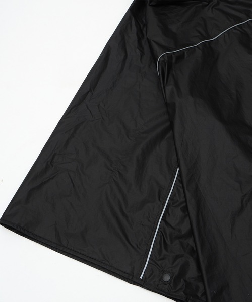 KiU（キウ）の「超軽量 ライトウェイトコンパクトポンチョ（レインコート/ポンチョ・メンズ・ブラック/ベージュ/イエロー・FREE）」の13枚目の写真