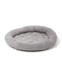 LAKOLE（ラコレ）の「クロスキルトラウンドペットベッド/605907（ペット用クッション/マット）」