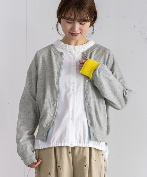 POU DOU DOU(プードゥドゥ)の「ひねり前立てクルーネックカーディガン(カーディガン/ボレロ・レディース・グレー/ブルー/ブラック/イエロー/ピンク・3)」の3枚目の写真