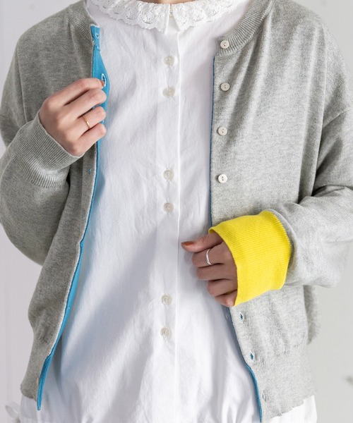 POU DOU DOU(プードゥドゥ)の「ひねり前立てクルーネックカーディガン(カーディガン/ボレロ・レディース・グレー/ブルー/ブラック/イエロー/ピンク・3)」の9枚目の写真