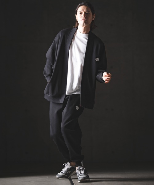 GLIMCLAP(グリムクラップ)の「mp14555-Pique Fabric Relaxed Fit Joggers ジョガーパンツ(201-022-gls-cg)(スウェットパンツ・メンズ・オフホワイト/ブラック/チャコール・L/M/S)」の7枚目の写真